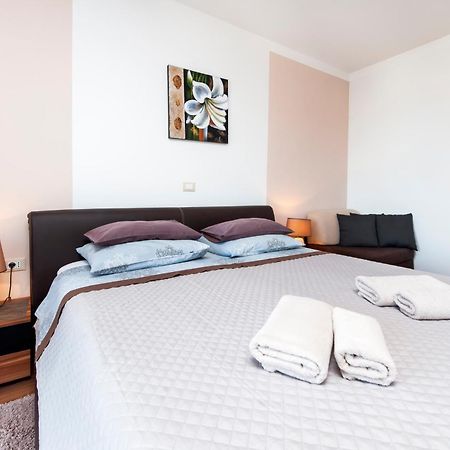 Apartments & Room Anita Rovinj Exterior photo