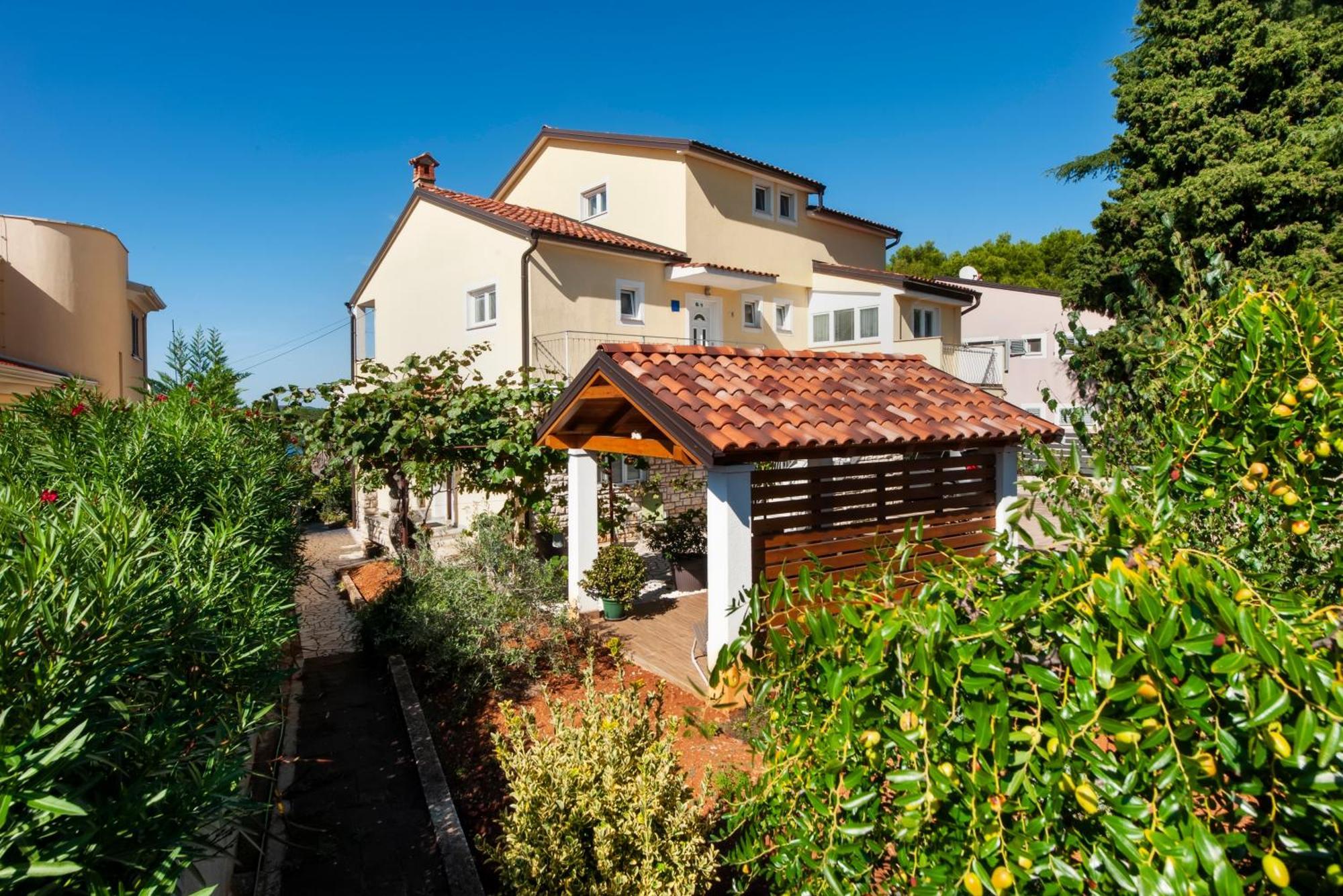 Apartments & Room Anita Rovinj Exterior photo